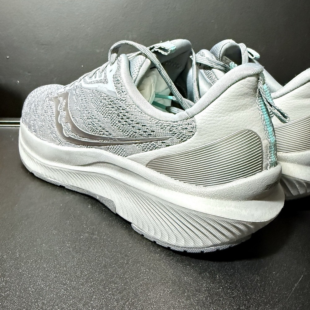 Saucony Women Shoes Echelon 9 Wide Sz 11.5 W S10766-101 Asphalt Athletic Sneaker - Picture 7 of 15
